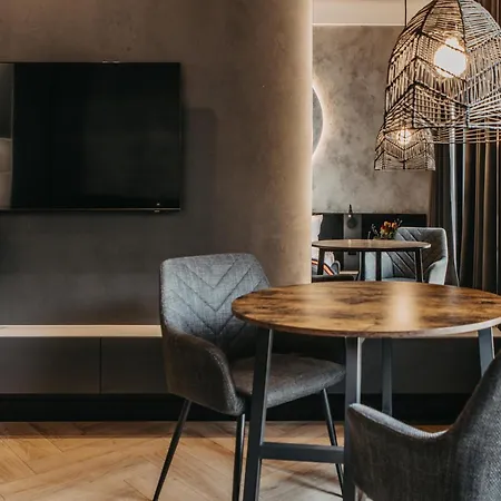 Appartement Traugutta 74 - Premium Elegance Loft - Sauna, Silowna - - Fair