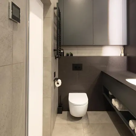 Apartament Traugutta 74 - Premium Elegance Loft - Sauna, Siłowna - - Fair *