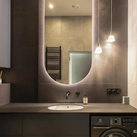 Traugutta 74 - Premium Elegance Loft - Sauna, Silowna - - Fair Apartamento *