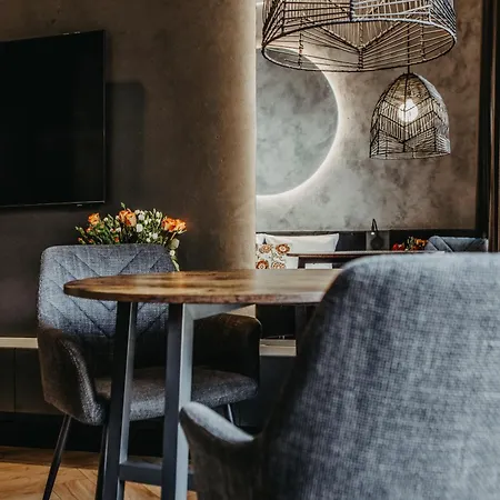 شقة Traugutta 74 - Premium Elegance Loft - Sauna, Silowna - - Fair